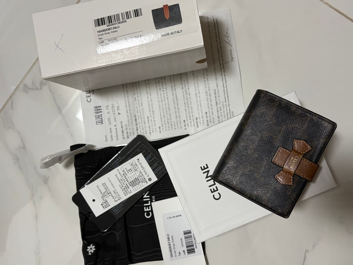 셀린느 트리오페 캔버스 스몰 스트랩 월렛 탄 상품이미지8