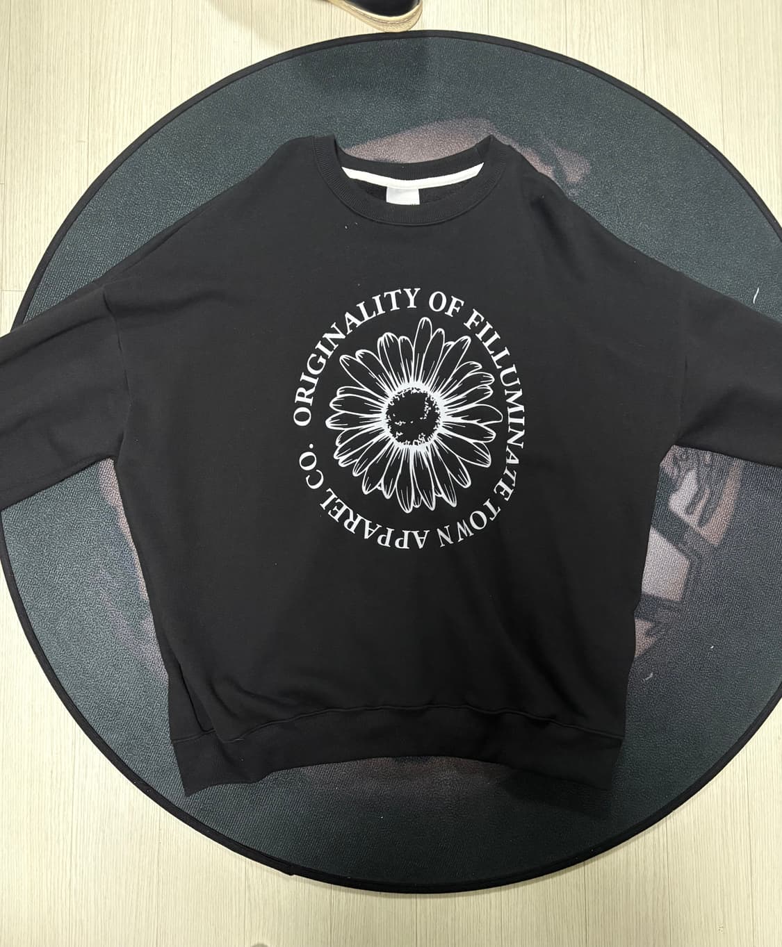 필루미네트 오버핏 블룸 스웨트 셔츠 상품이미지1