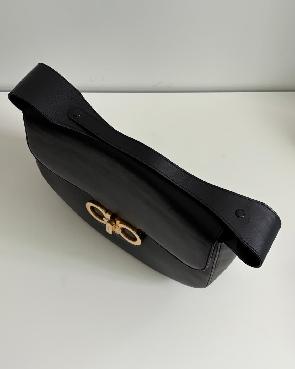 Ferragamo 페라가모 간치니 숄더백 금장 상품이미지7