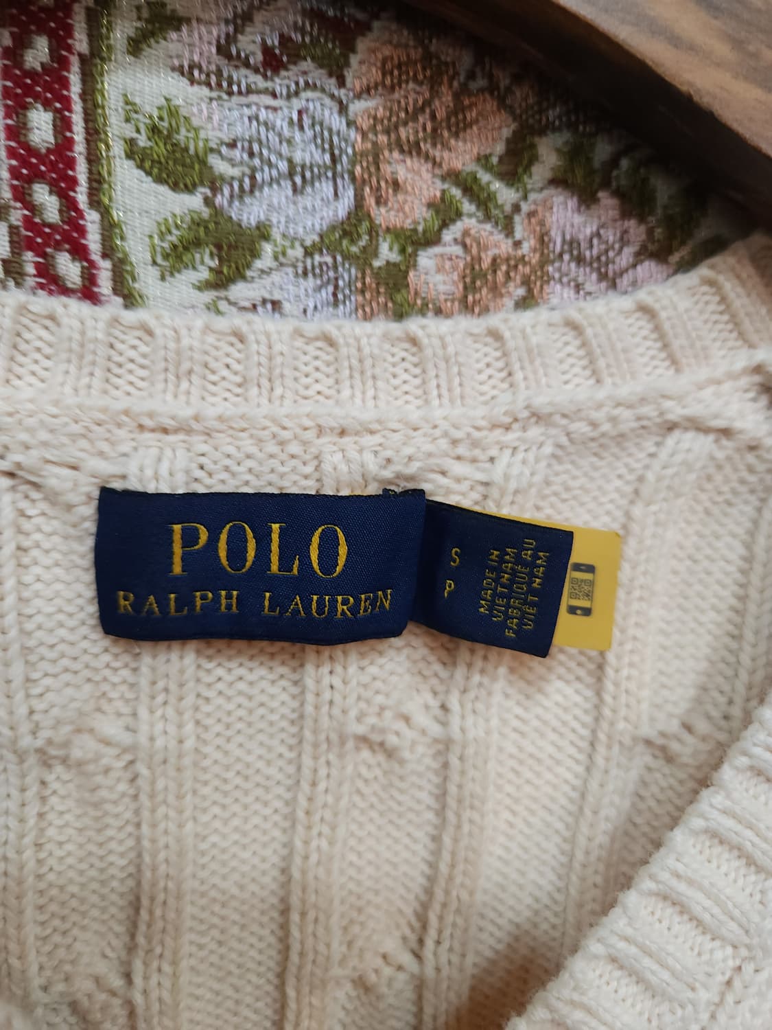 폴로 랄프로렌 연베이지 브이넥 꽈배기 코튼 니트

 상품이미지3