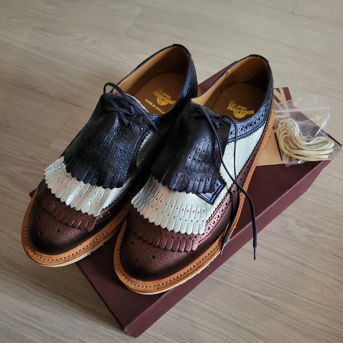 닥터마틴 엘리자베스 윙팁(uk3) 상품이미지2