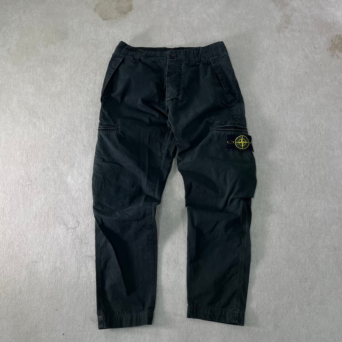 28 스톤아일랜드 워시드 와펜 카고 팬츠 상품이미지1