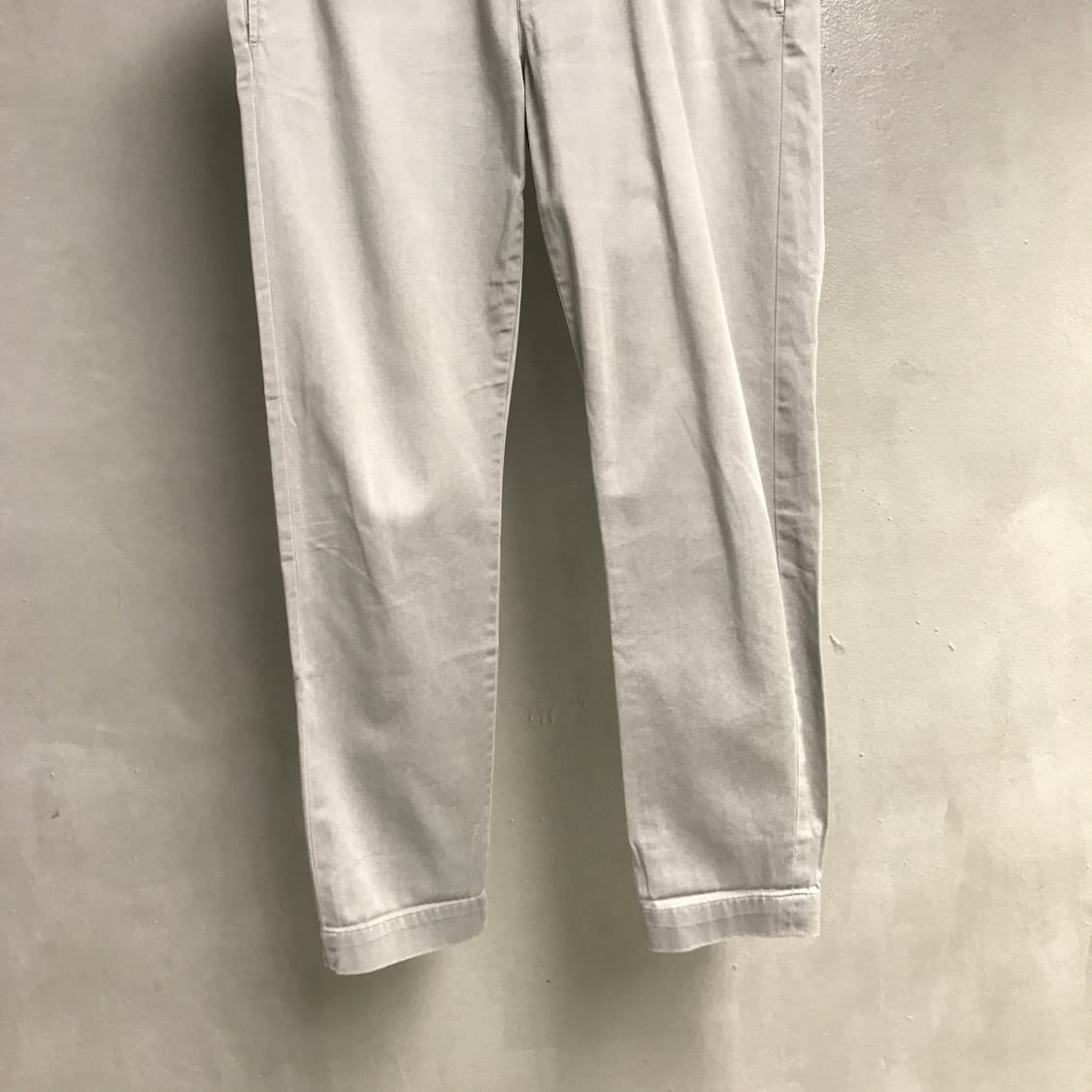 폴로 랄프로렌 그레이 치노 팬츠 6(W) 상품이미지3