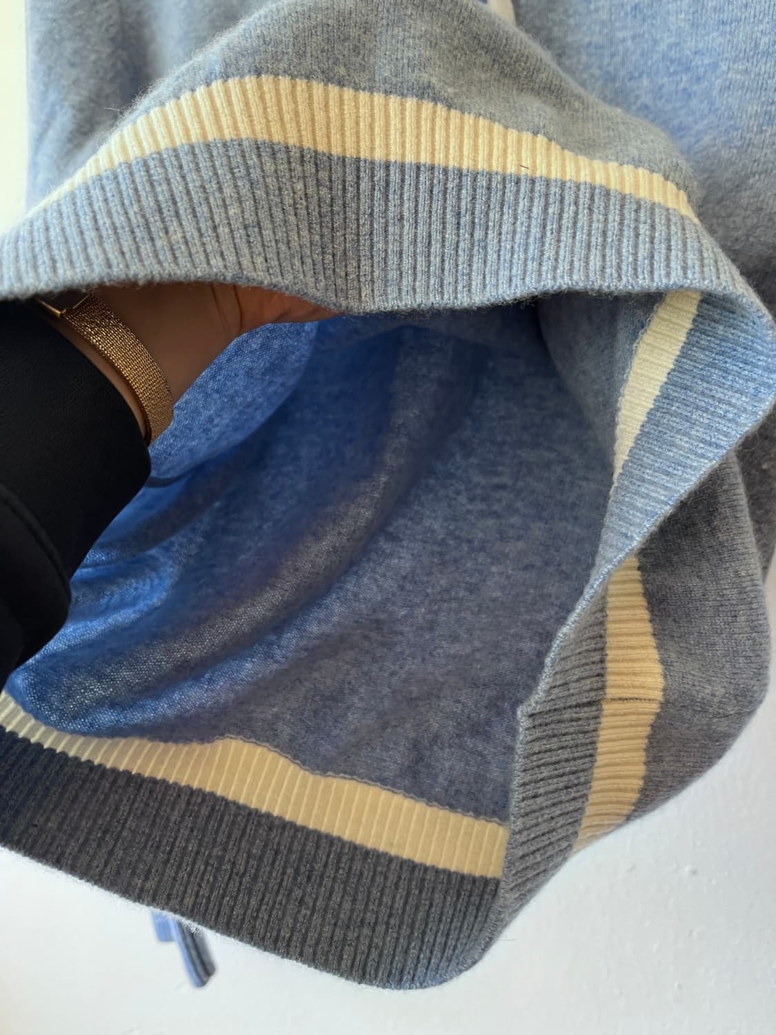 MU 엠유 스포츠 여성 캐시미어100라운드니트 95사이즈 상품이미지5