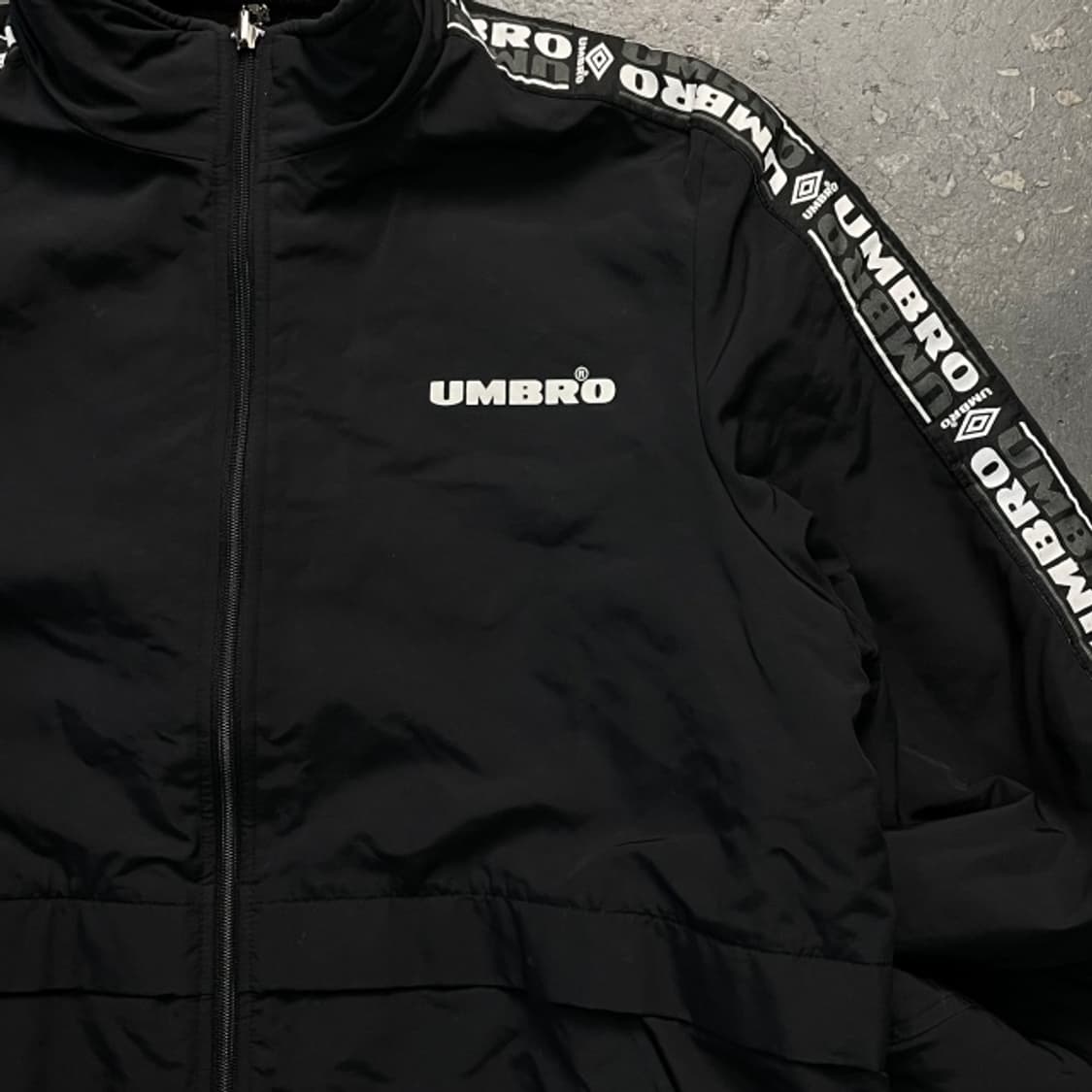 100 엄브로 리버서블 후리스 자켓  상품이미지2