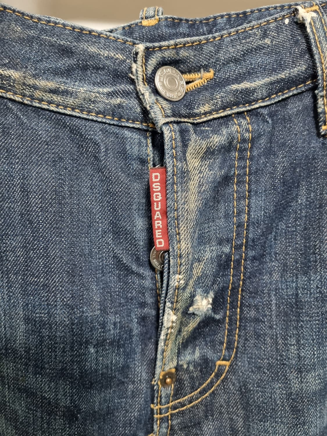 디스퀘어드2 워시드 덧뎀 청바지 (30-32인치) 상품이미지4