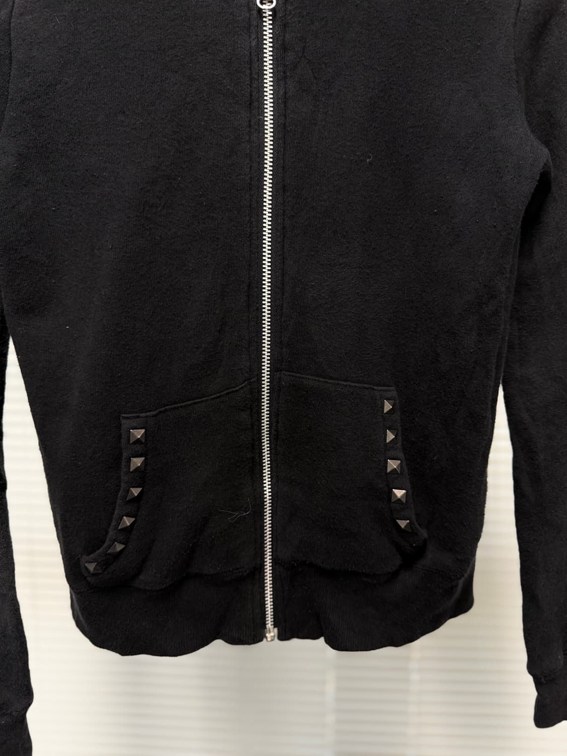 cutie beauty 스터드 후드 집업 상품이미지3