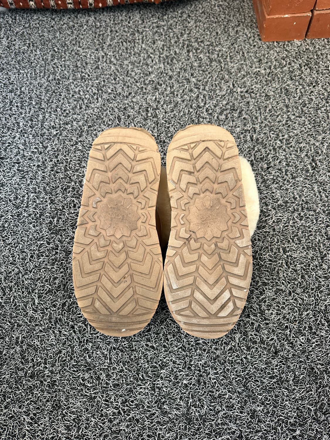 UGG 어그 코케트 슬리퍼 235 상품이미지6