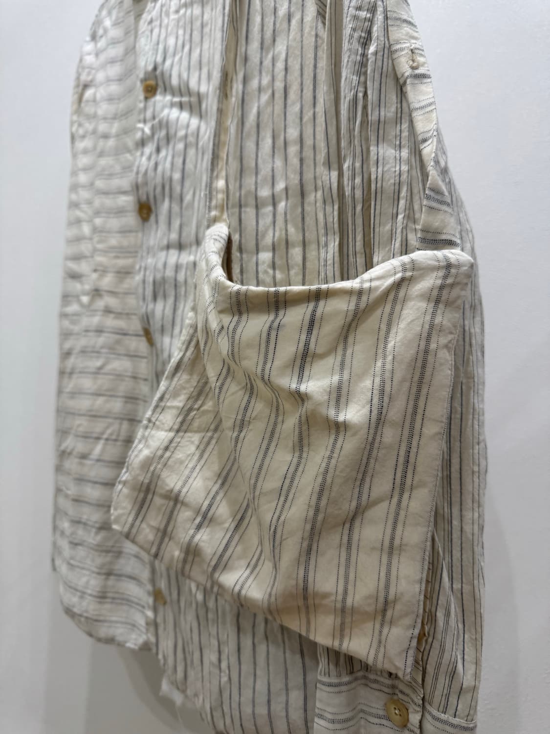 Atelier Suppan 핸드다이드 믹스드 스트라이프 백 어태치드 셔츠 상품이미지4