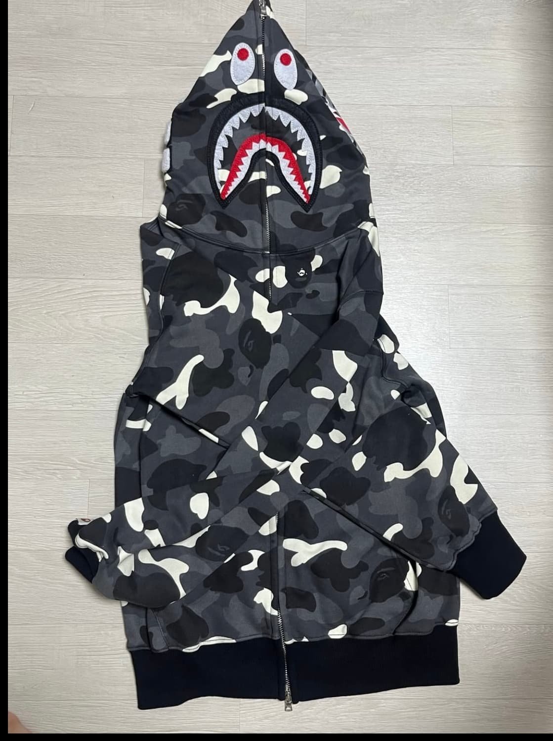 베이프 시티 카모 샤크 후디집업 블랙 상품이미지3