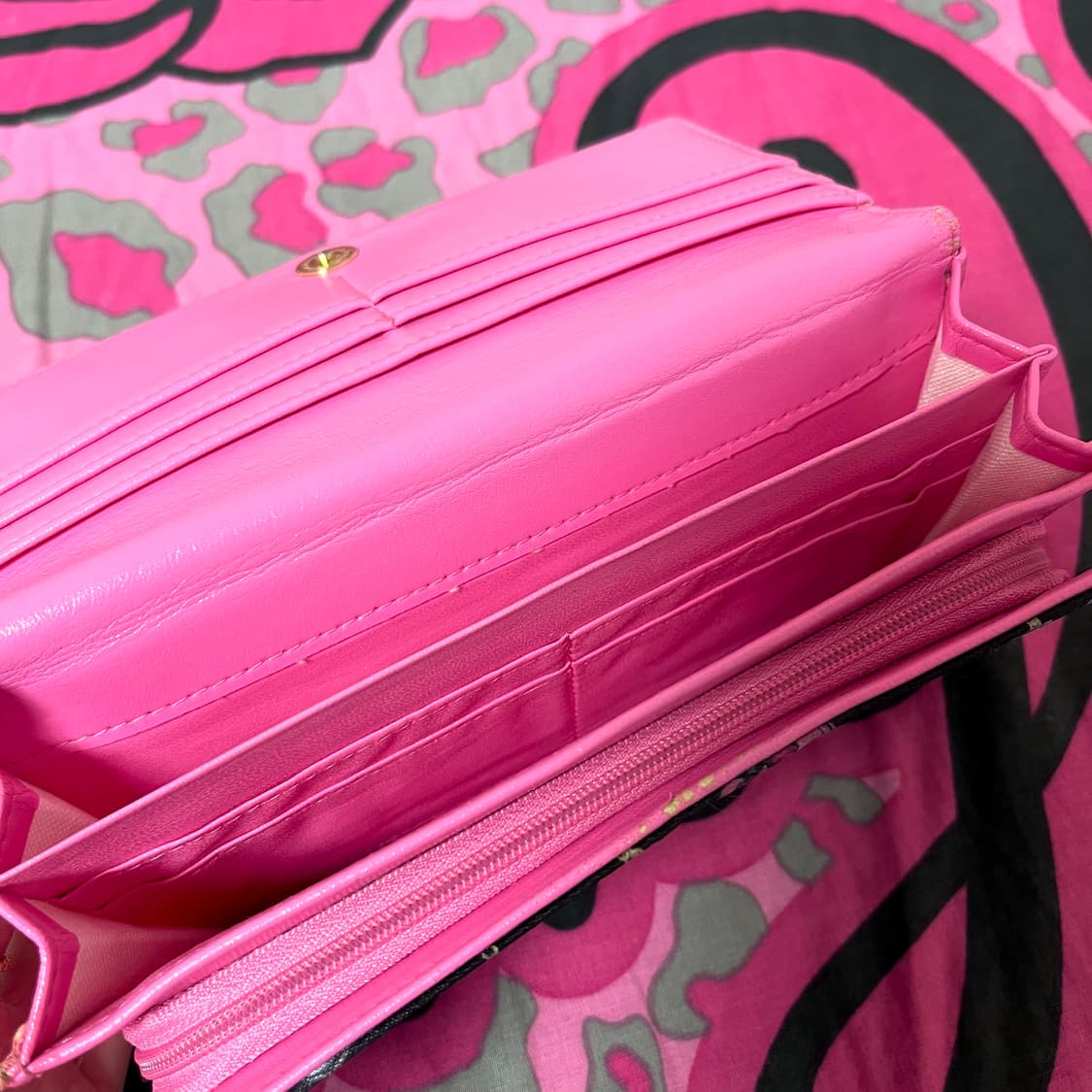 MA*RS마즈 블랙핑크 퍼퓸 장지갑 히메오네갸루 핀터 대장 y2k 00s 상품이미지6