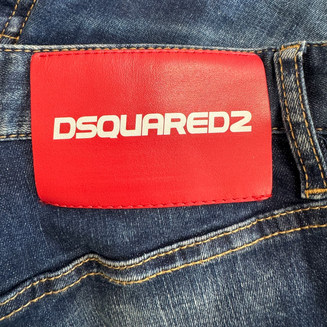 DSQUARED2 디스퀘어드2 워싱 데님 쇼츠 반바지 매장판 46 상품이미지6