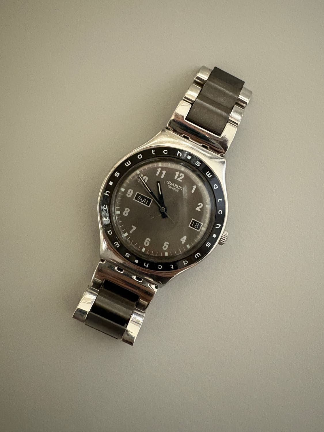 스와치 아이러니 빈티지 메탈시계 상품이미지1