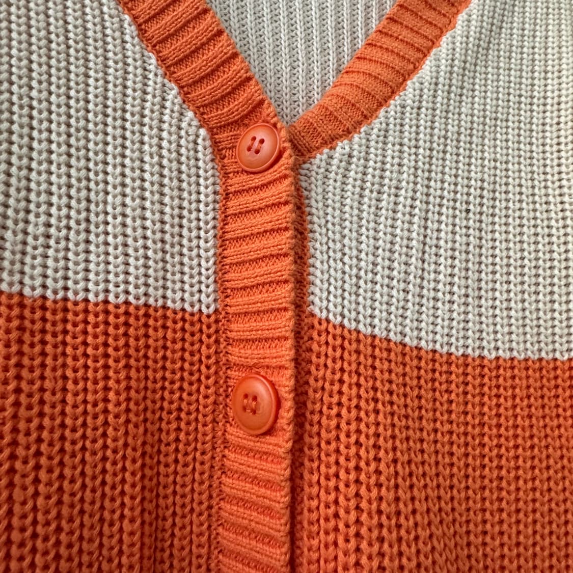 귀여운 니트 가디건 오렌지/아이보리 배색 상품이미지3