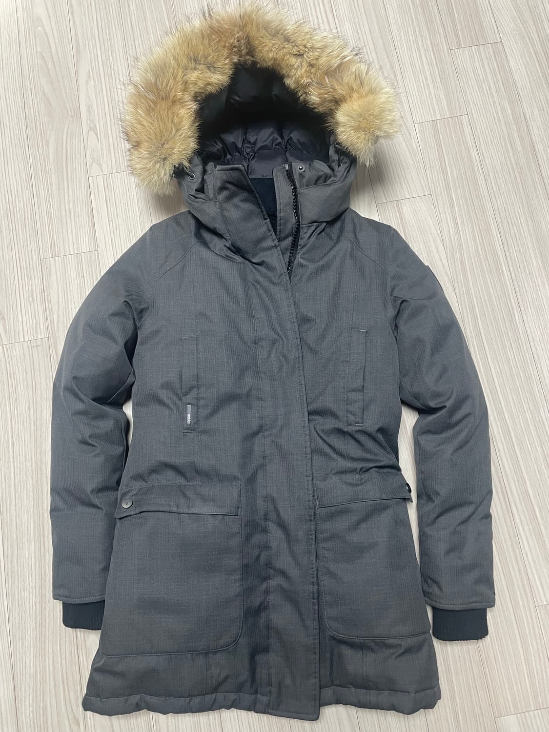 정품 한글택 노비스 CARLA 여성 패딩 XS 상품이미지2