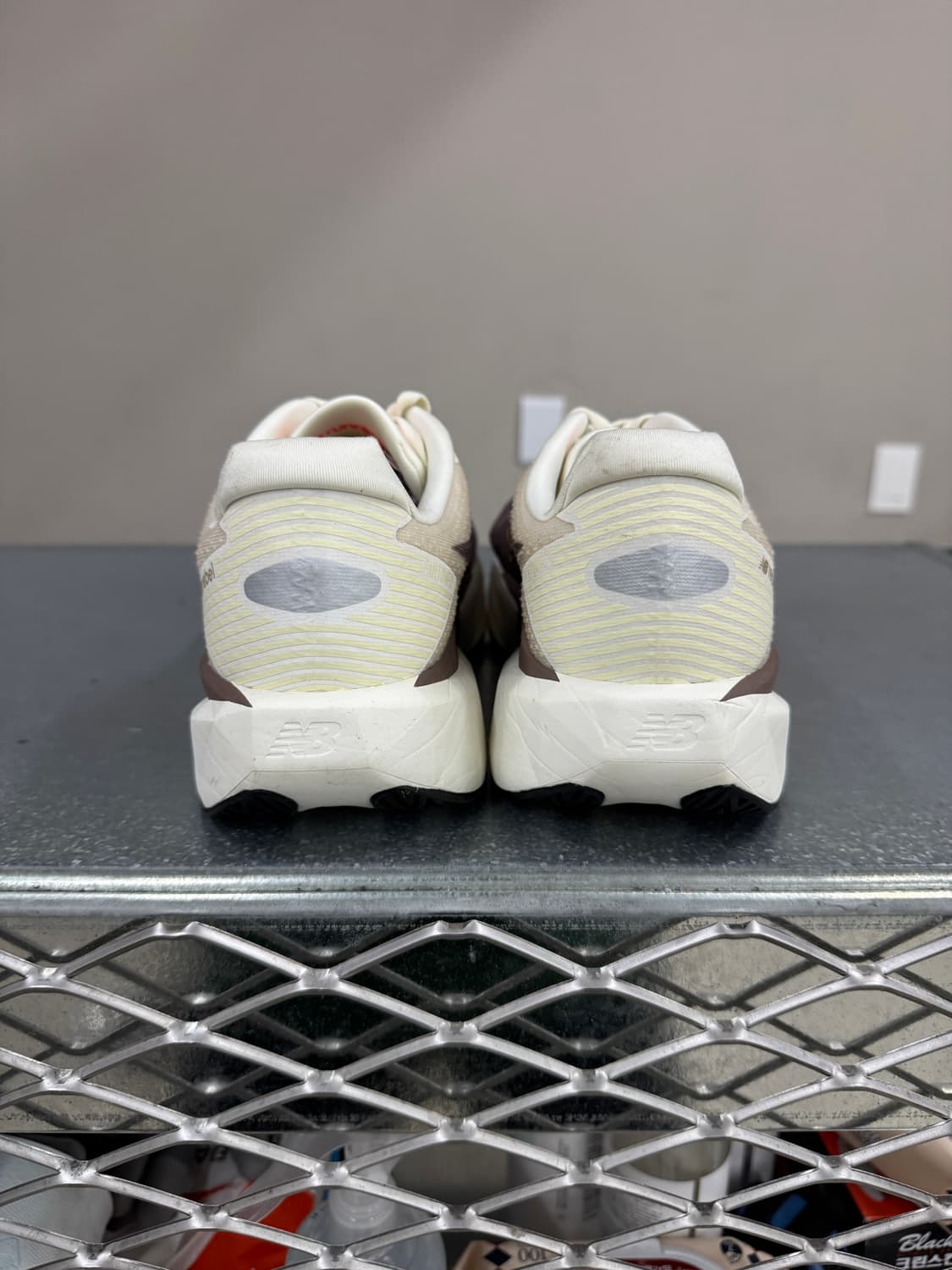 뉴발란스 퓨어셀 레벨 v5 앙고라 290 상품이미지3