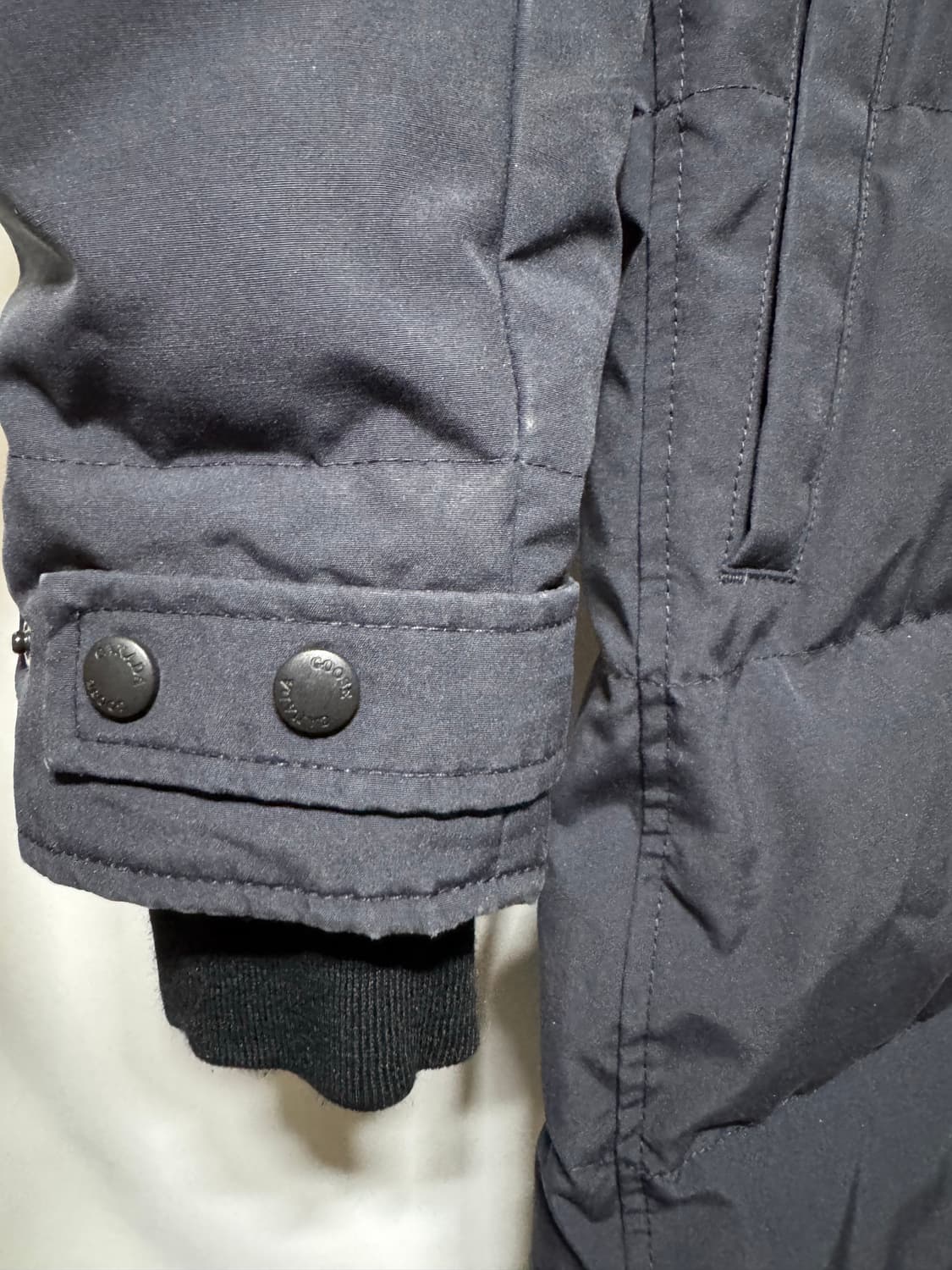 M 캐나다구스 쉘번 블랙라벨 패딩 상품이미지4