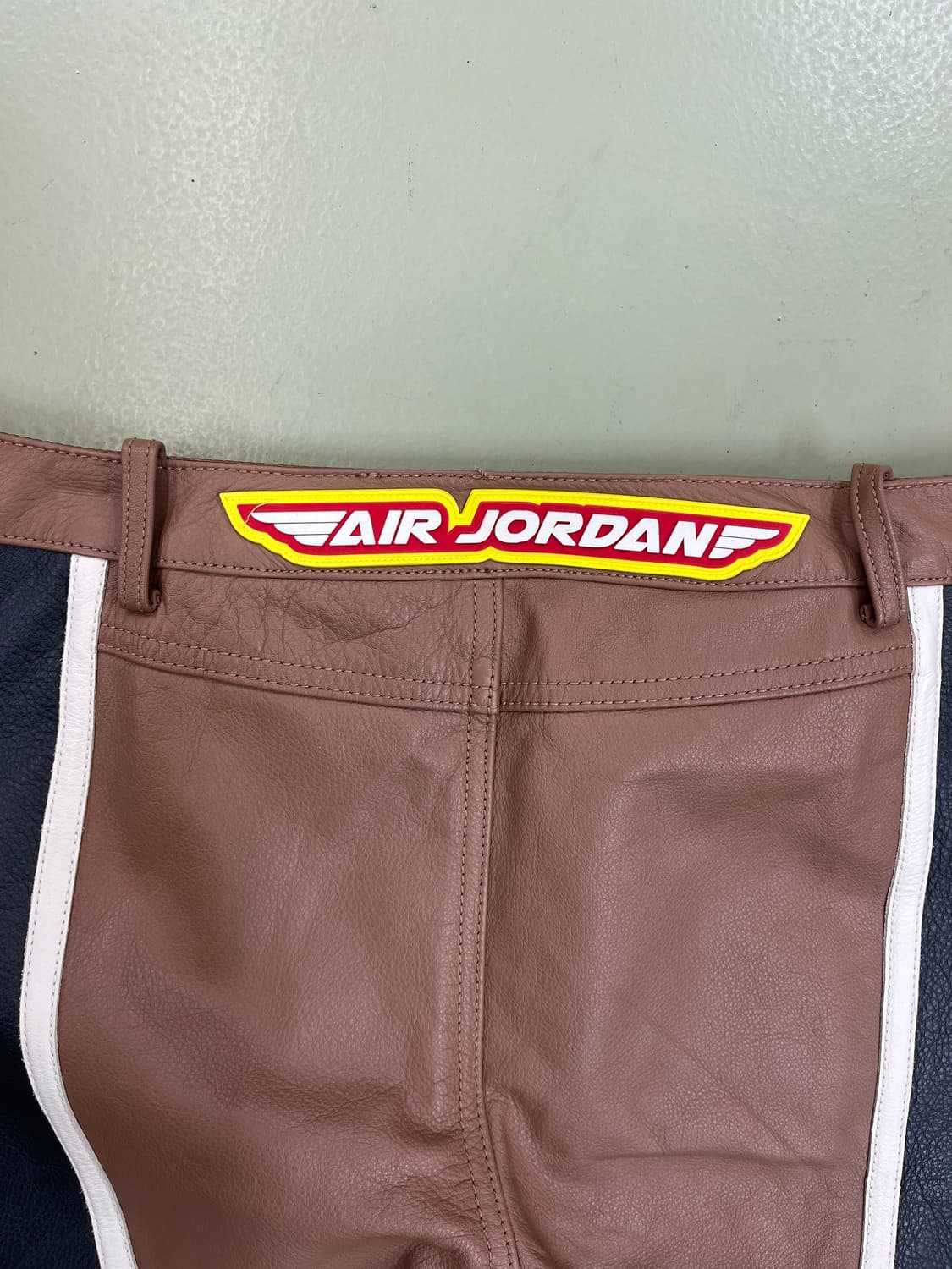 조던 X 캑터스 잭 모터 레더 팬츠 상품이미지7