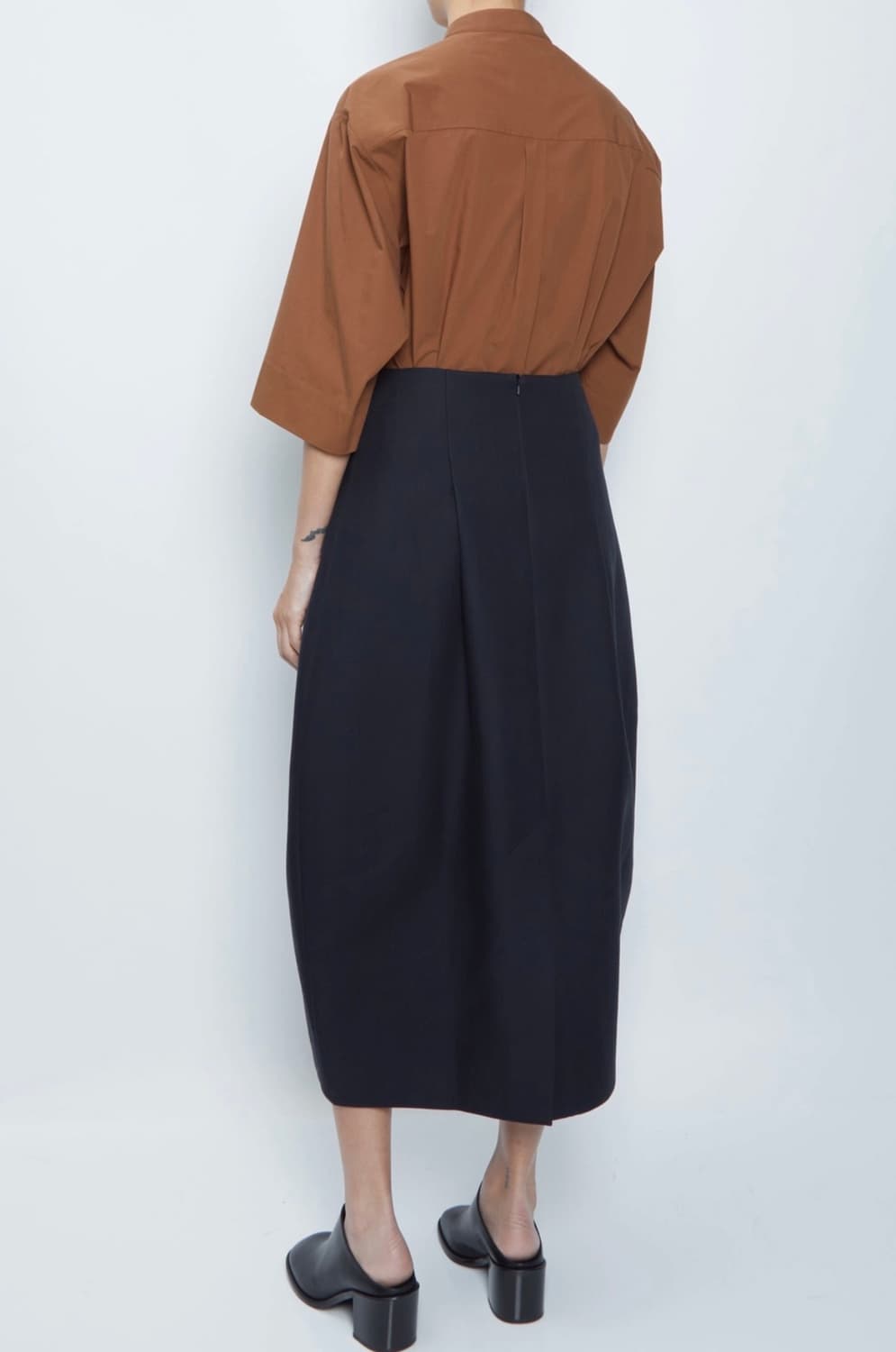 스튜디오 니콜슨 레이나 돌도니 스커트 상품이미지2