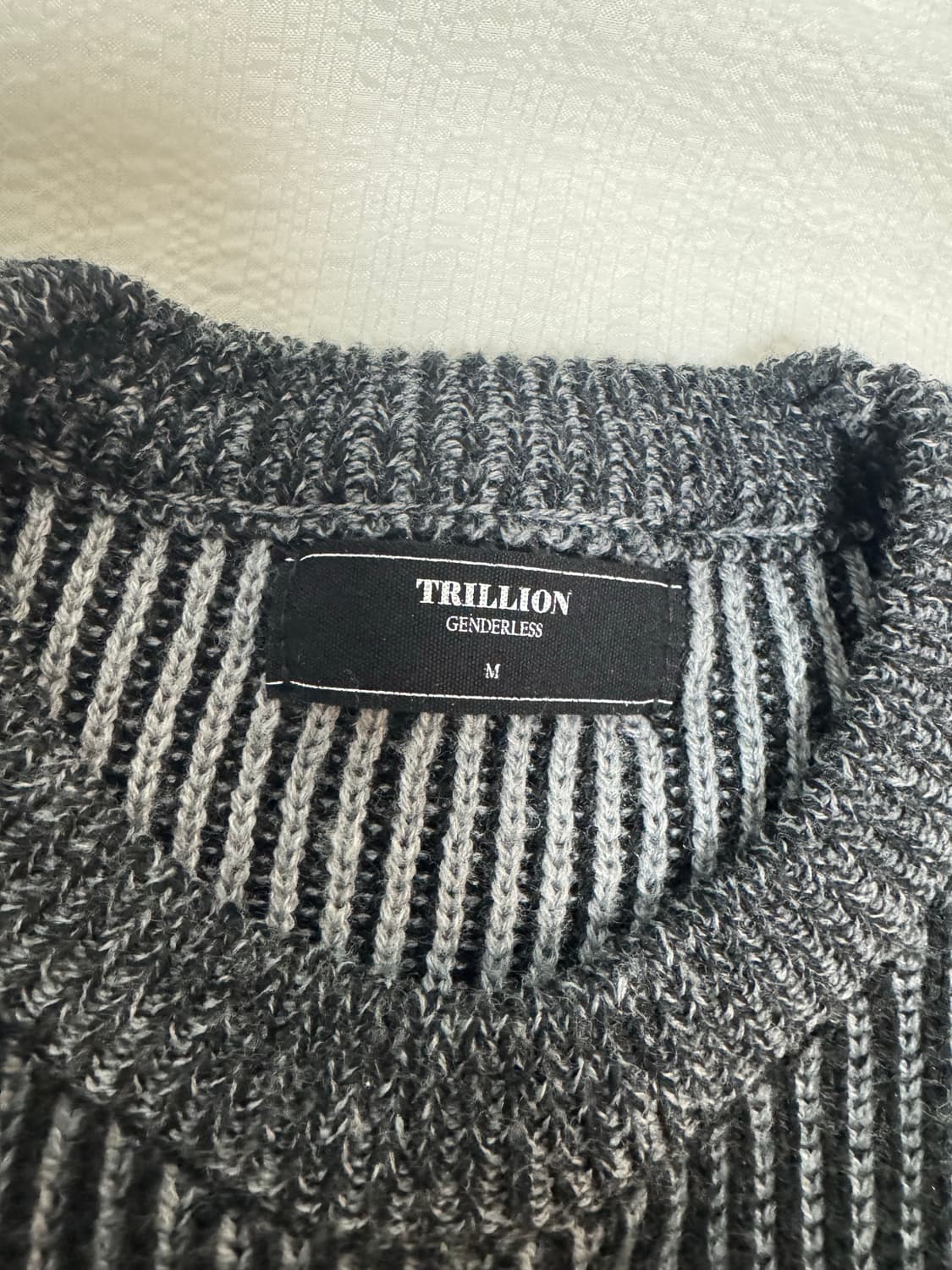 트릴리온 니트 상품이미지3