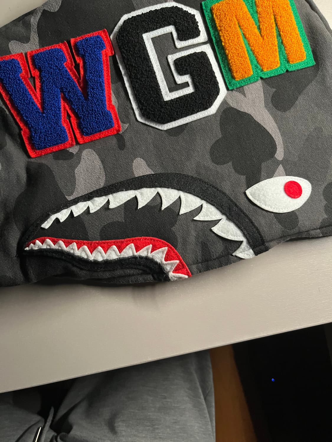 (판매)베이프 세퍼레이트 샤크후드-M 상품이미지3