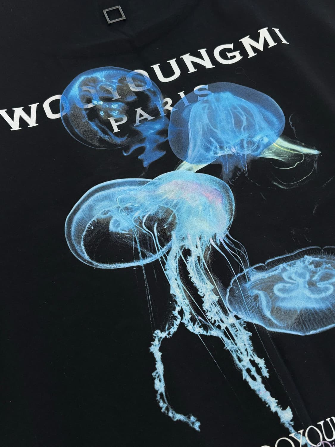 [새상품급/옷걸이] 우영미 24SS 젤리피쉬 야광 반팔 티셔츠 50사이즈 상품이미지2