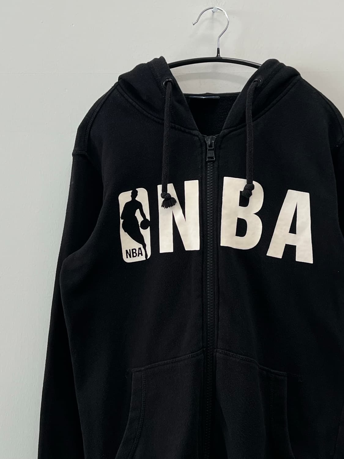 NBA 로고 프린팅 후드집업 블랙 상품이미지3