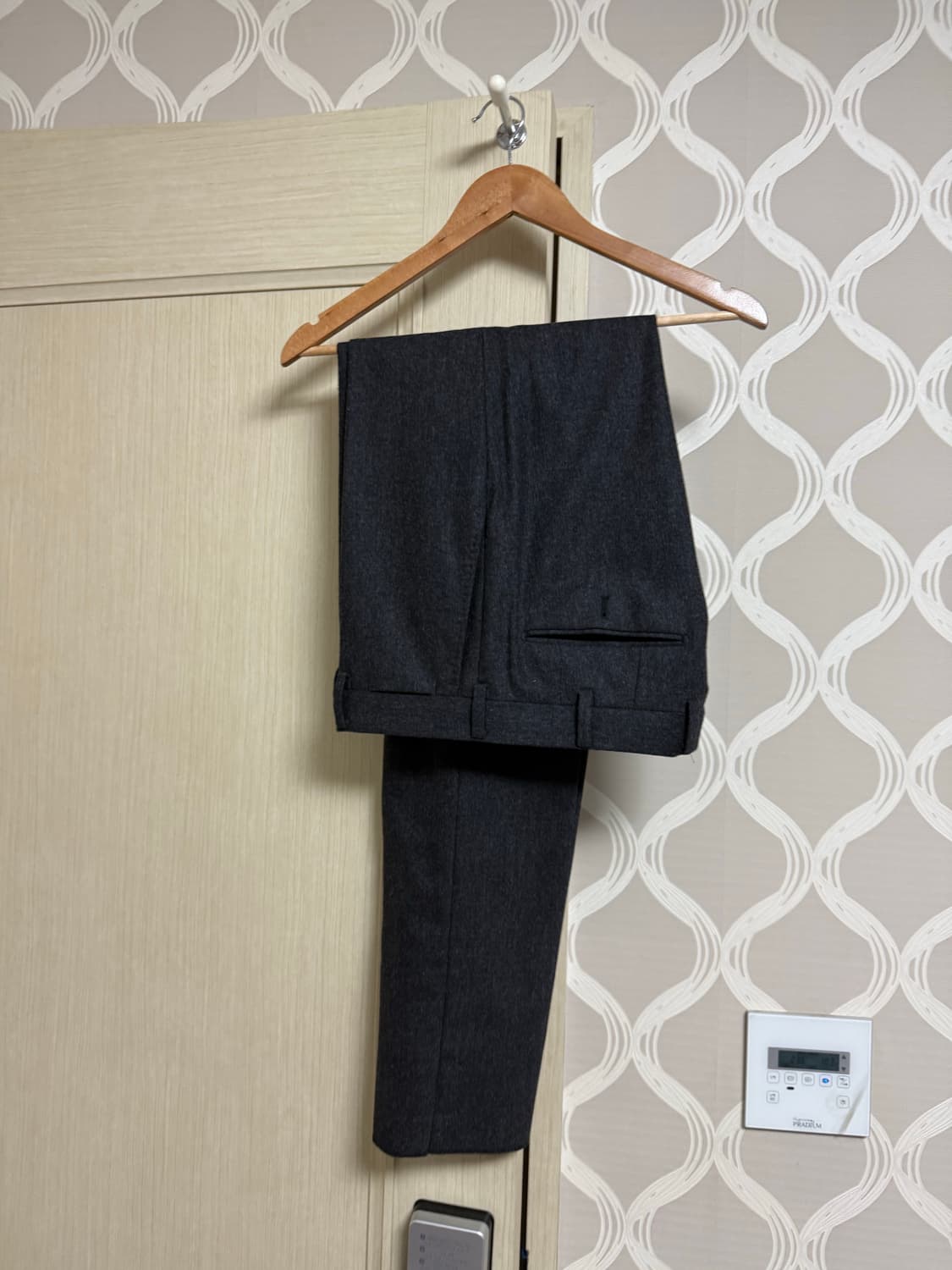 캠브리지 멤버스 울 케시미어 혼방 팬츠 새상품 상품이미지1