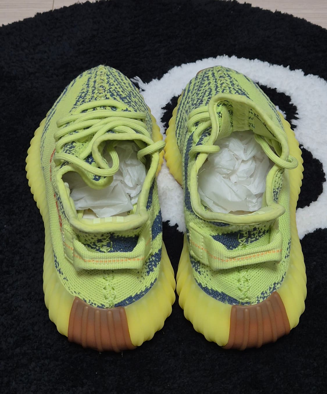 아디다스 이지 부스트 350 V2 프로즌 옐로우 상품이미지2