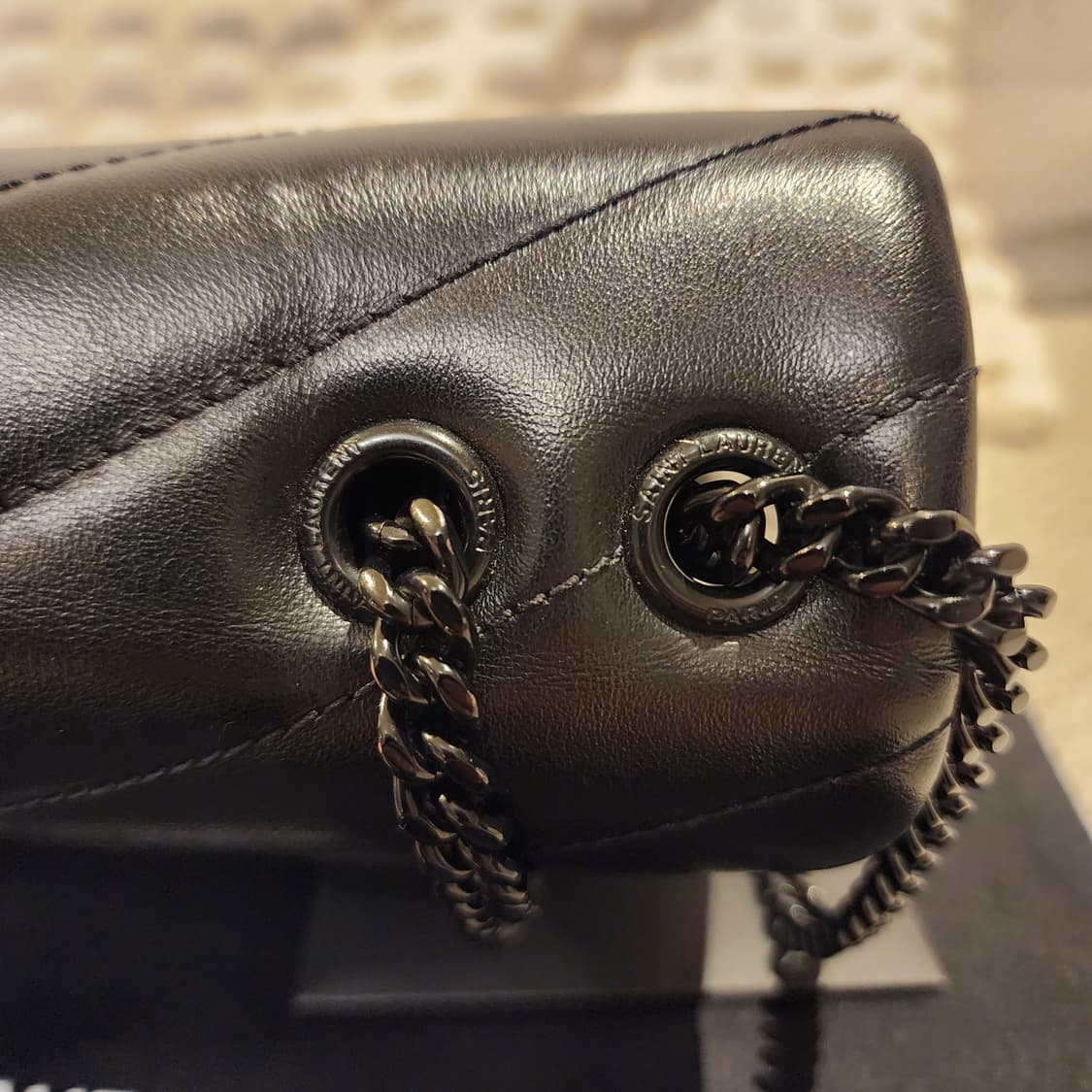 초민트급 생로랑 루루 스몰 숄더백 올블랙 상품이미지10