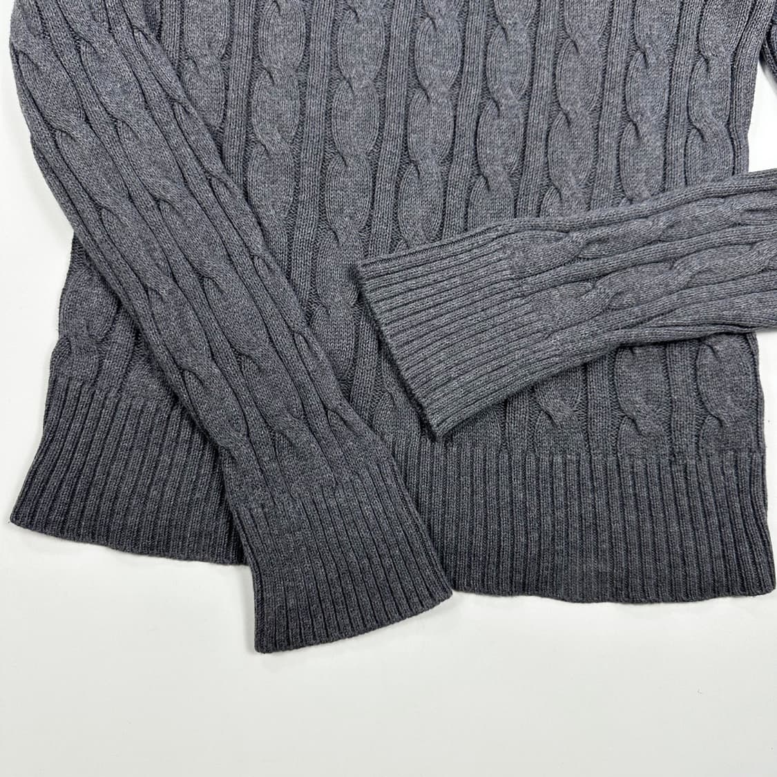 아베크롬비 뉴욕 A&F 차콜 케이블 니트 (L 여성추천) 상품이미지3