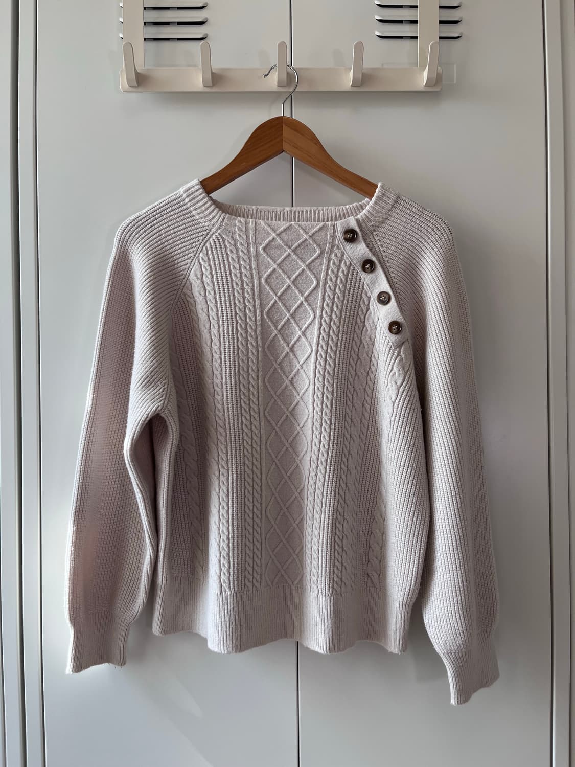 Vintage 사선 단추 스퀘어넥 오버핏 니트 상품이미지2