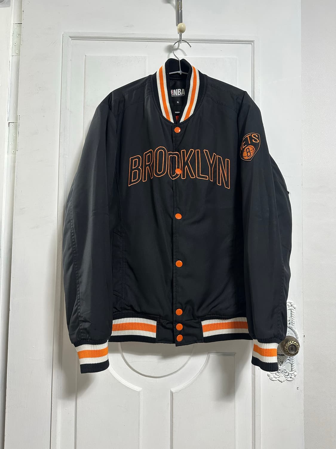 NBA 브루클린 네츠 바시티자켓 상품이미지1