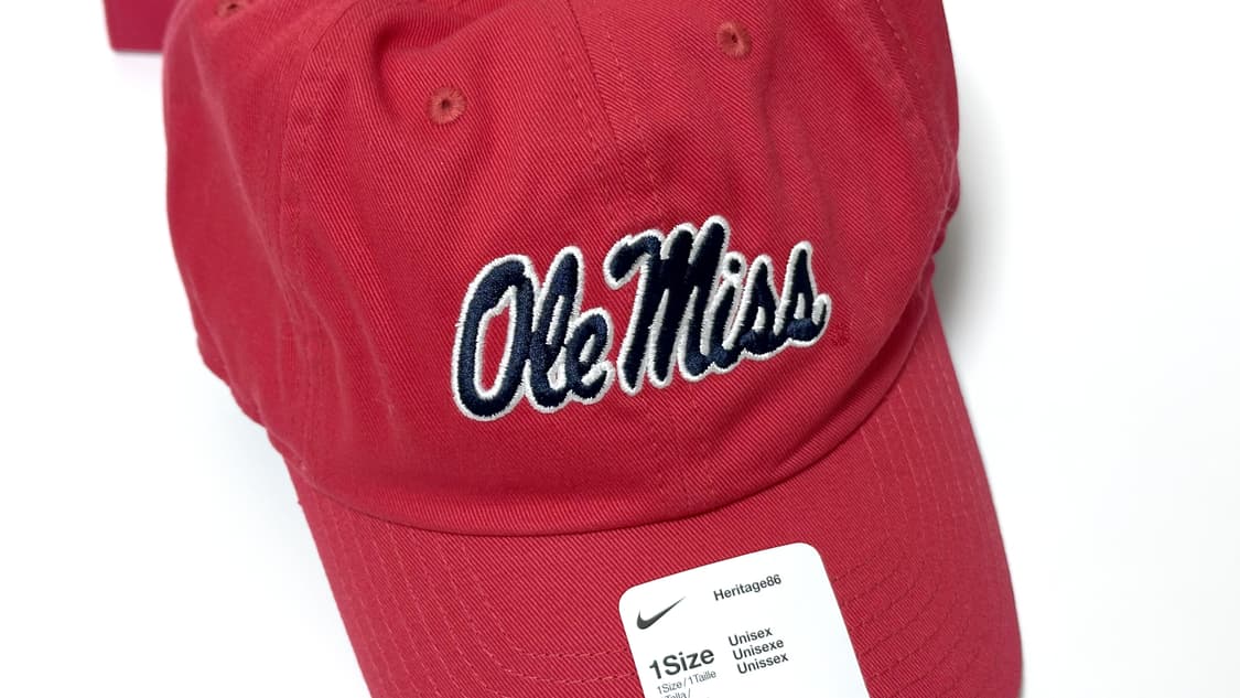 나이키 헤리티지86 드라이핏 빨강 볼캡 ‘Ole Miss’ 상품이미지4