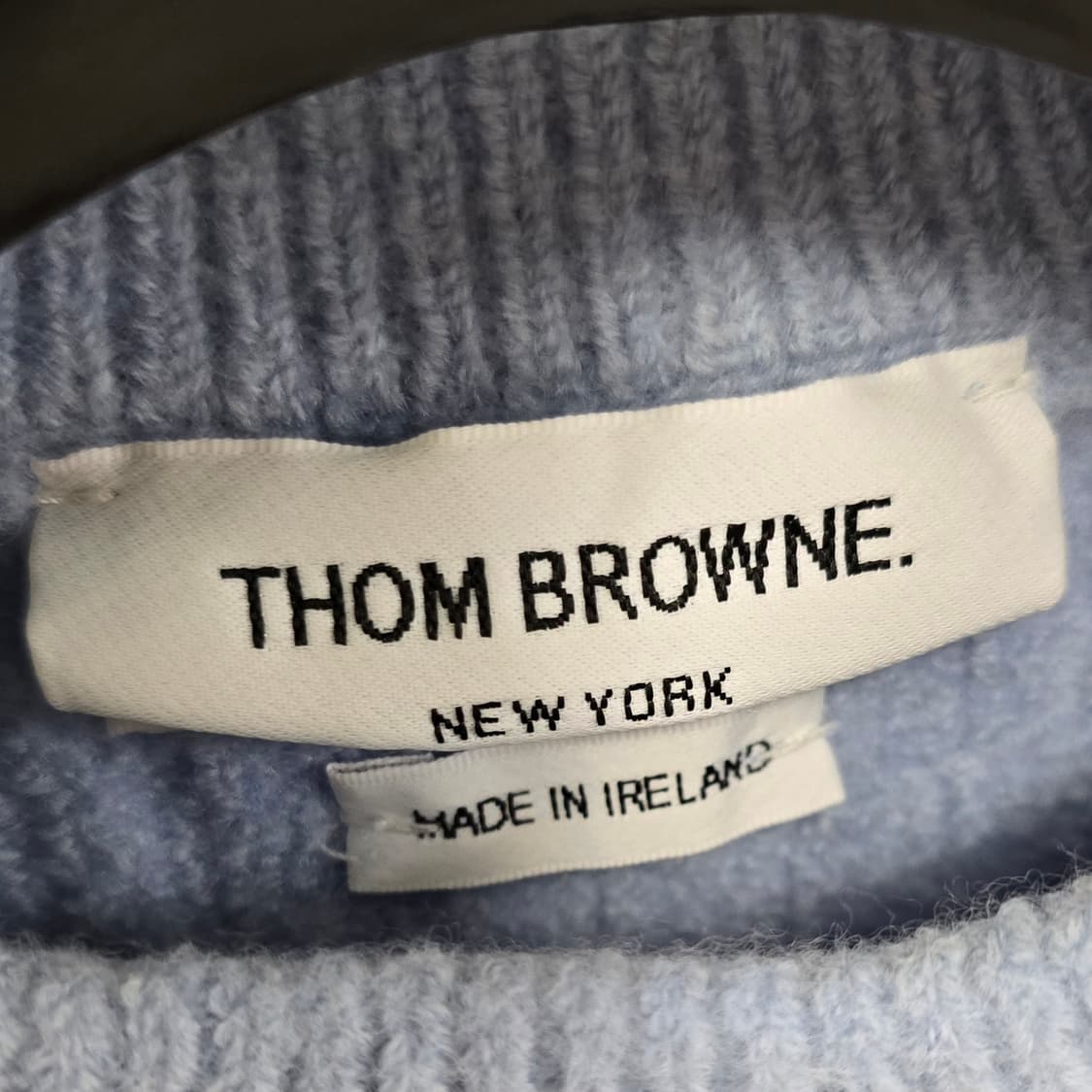 톰브라운 사선완장 여성 니트 판매 상품이미지2