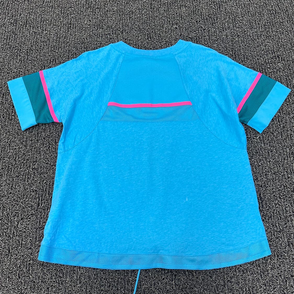 NIKE 나이키 여성 기능성 반팔티셔츠 운동복 S 상품이미지6
