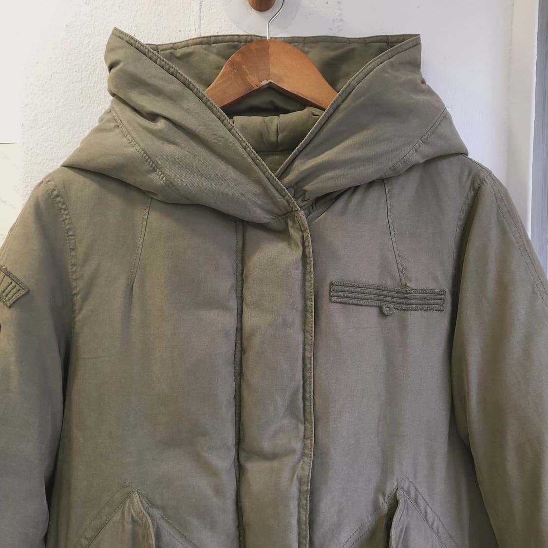 Vanake 여성 덕다운 야상 패딩점퍼 M 상품이미지3