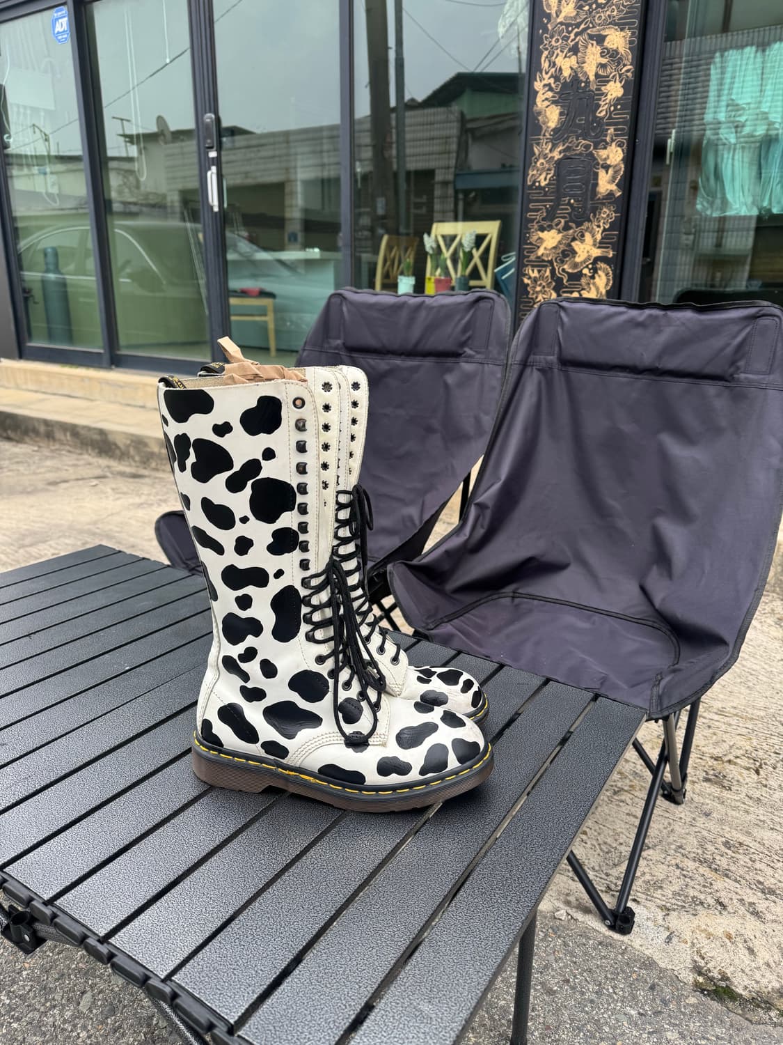 닥터마틴 cow pattern Customization 상품이미지3