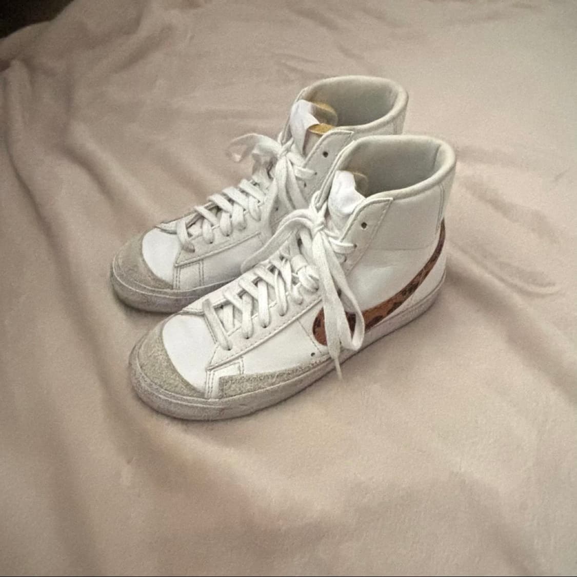 나이키 블레이저 미드 77 상품이미지1