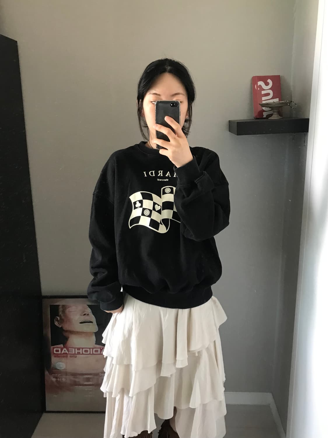 마르디 메크르디 블랙 맨투맨 상품이미지4