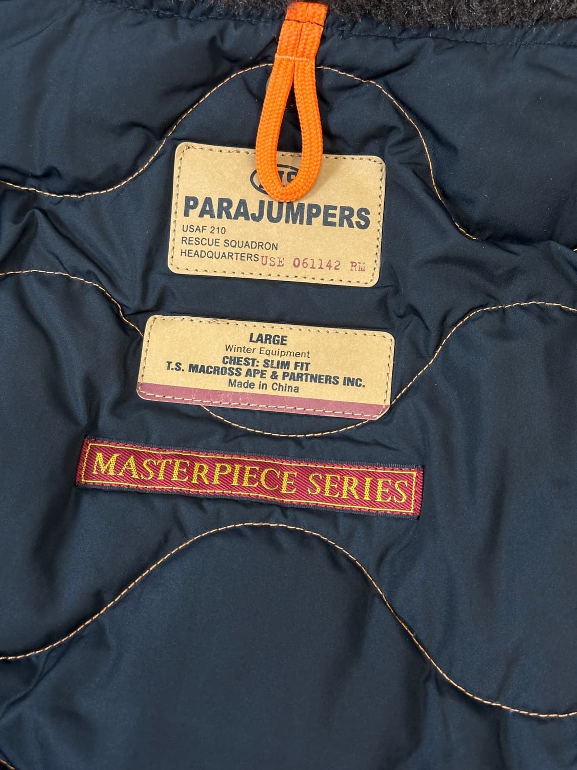 파라점프스 고비 마스터피스 패딩 L 상품이미지6