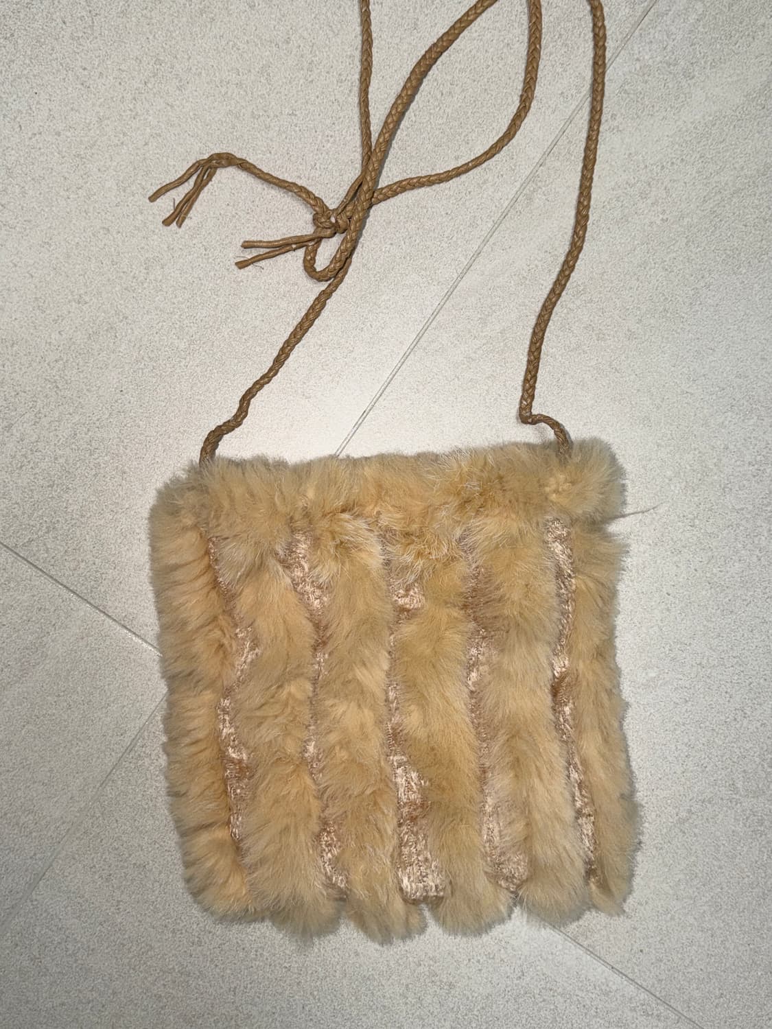 vintage rabbit fur mini cross bag 상품이미지1
