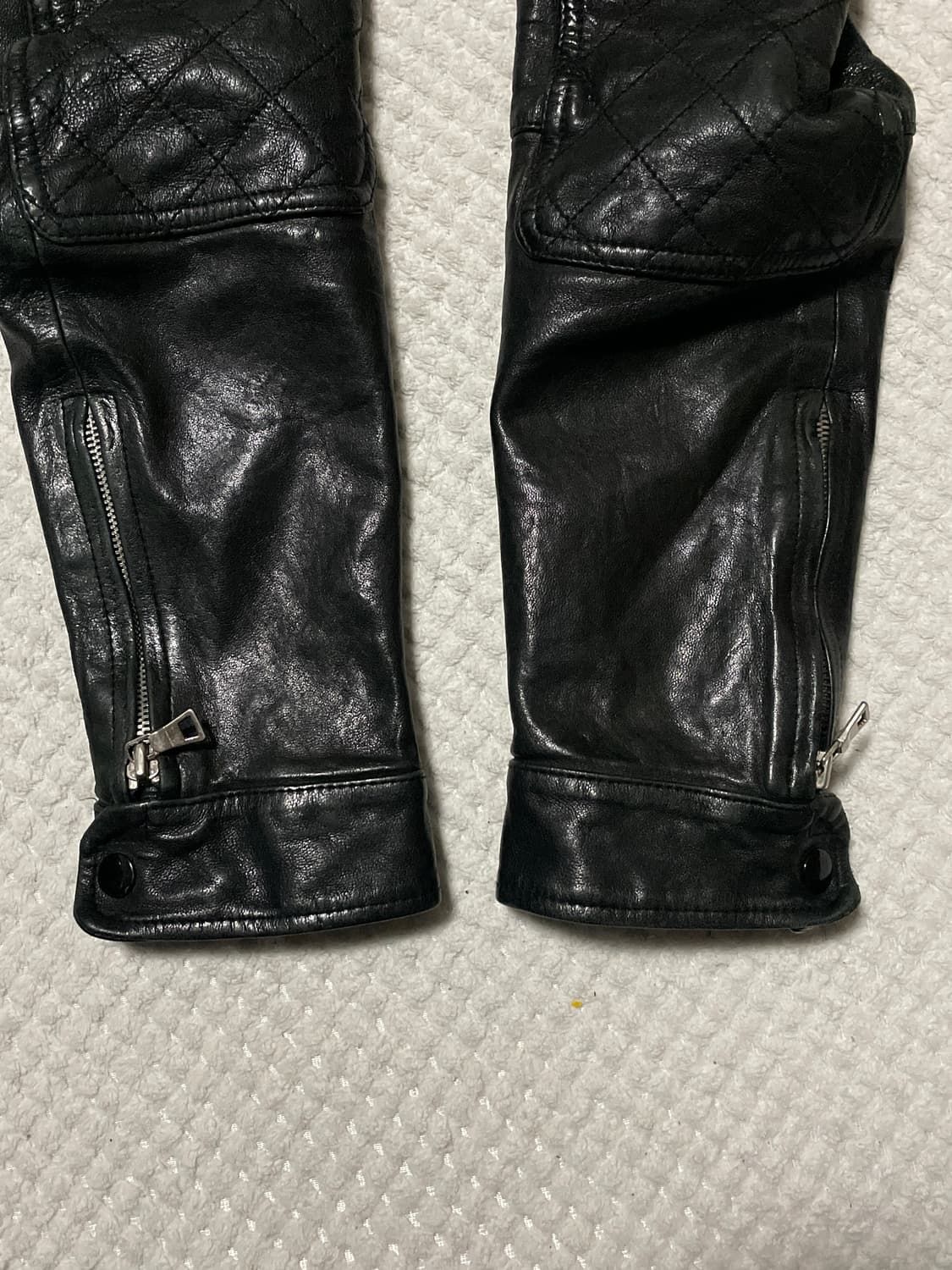 광희시장 웨스턴 무드 램스킨 양가죽 바이커 절개 레더 자켓 상품이미지6