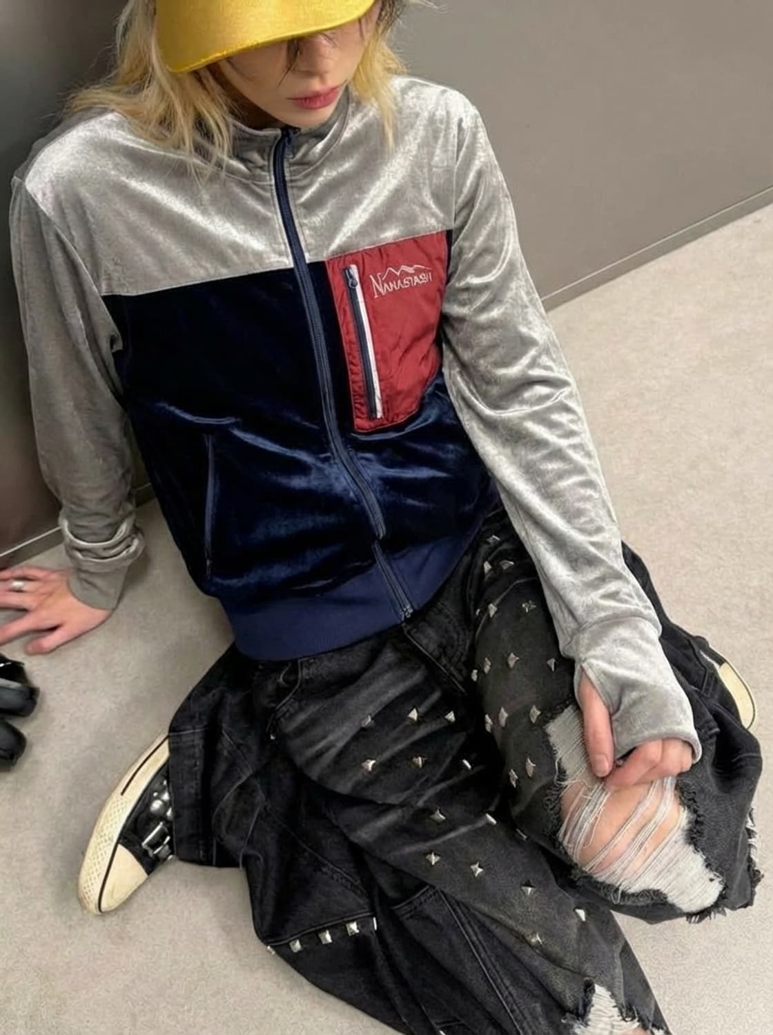 마나스티쉬 벨벳 더블집업 져지 탑 상품이미지2