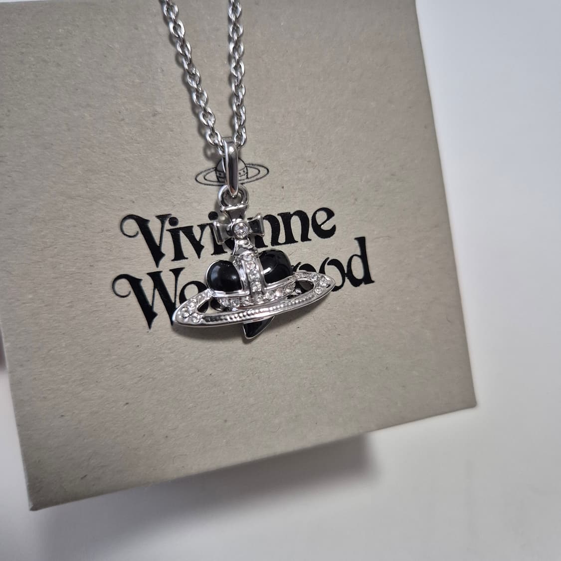 비비안웨스트우드 디아망떼 하트 블랙 목걸이  상품이미지1