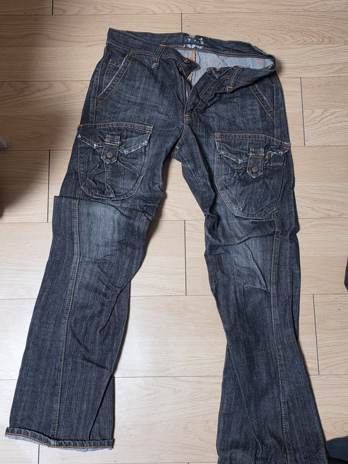 에드윈 카고 흑청 와이드 부츠컷 청바지 상품이미지3