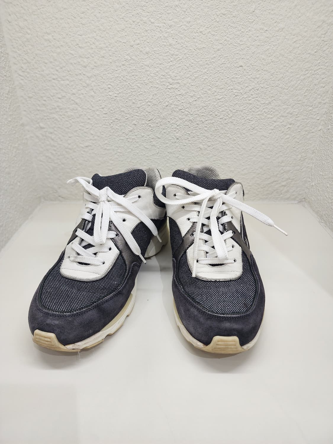 샤넬 그레이 CC로고 크루즈 스니커즈 G26582 35.5 상품이미지1