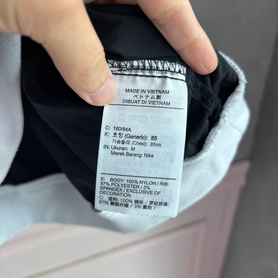 나이키 스우시 바람막이 웜업 검흰 상품이미지3