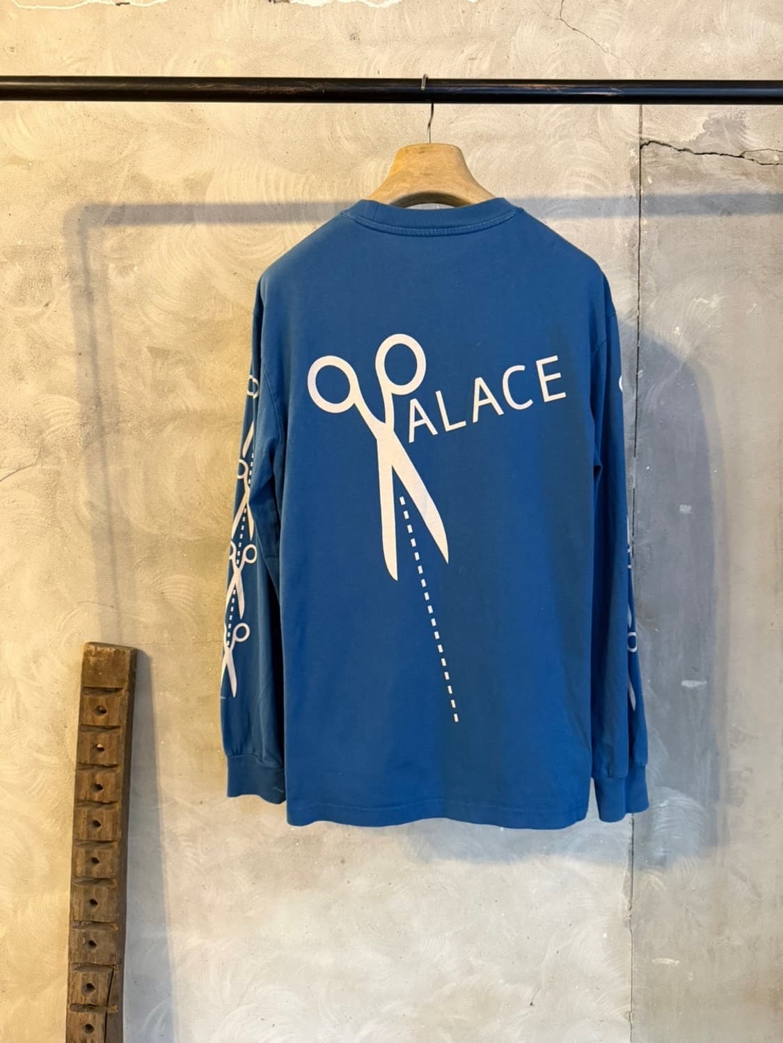 팔라스 그래픽 맨투맨 100 상품이미지4