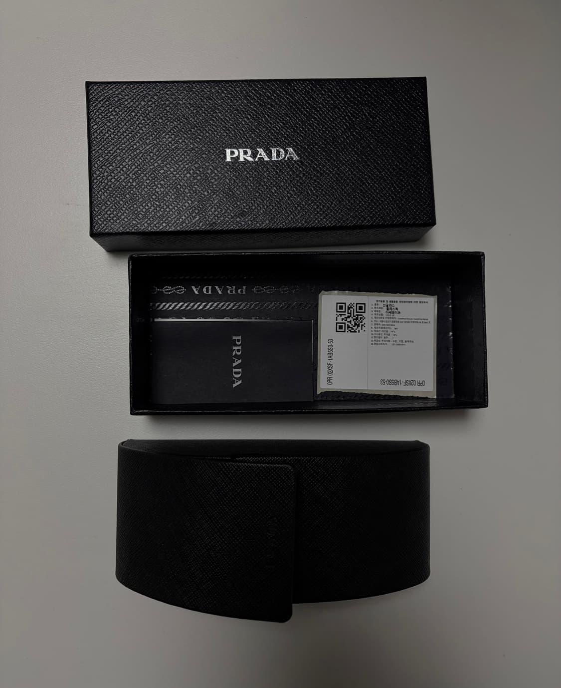 Prada 프라다 기본 블랙 선글라스 상품이미지2